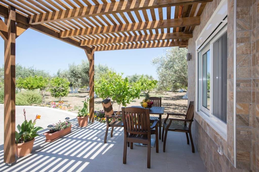 Serenity Studio Beach Home Afantou Ngoại thất bức ảnh