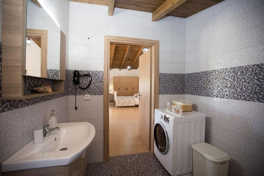 Serenity Studio Beach Home Afantou Ngoại thất bức ảnh