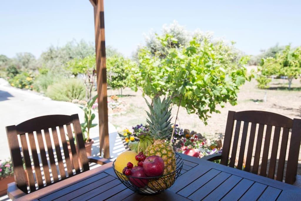 Serenity Studio Beach Home Afantou Ngoại thất bức ảnh